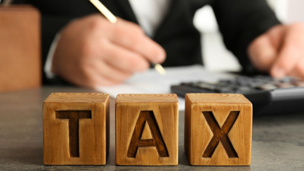 確定申告や節税対策で不安を感じたら、ぜひ税務のプロであるARK税理士法人へ